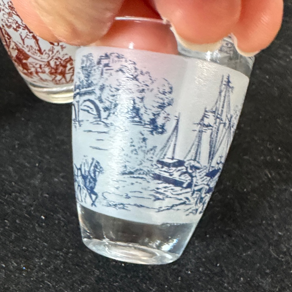 Vintage 1950’s Verrerie Cristallerie D'Arques French Country decanter set. - Picture 14 of 16